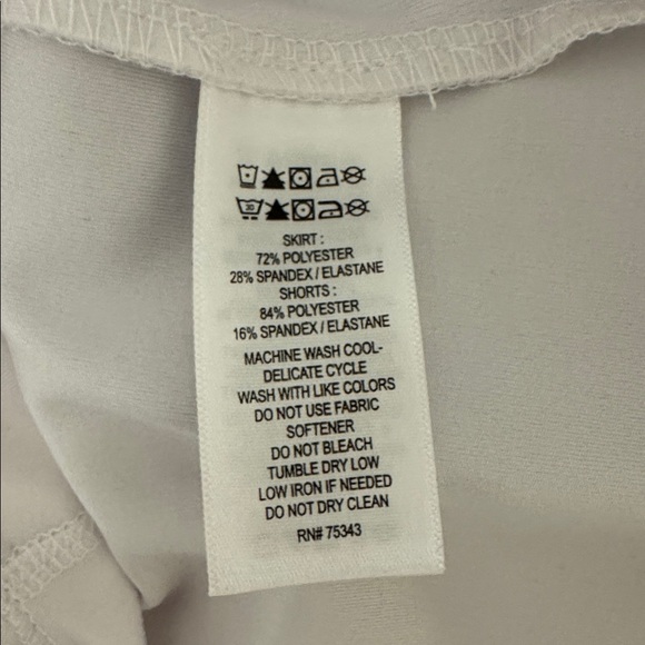 Tommy Bahama White Tennis Skirt with Green Stripe - Picture 6 of 6